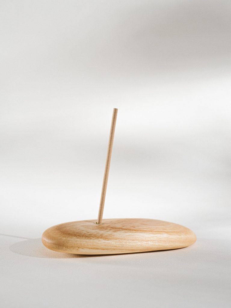 Incense Pebble Mascali 05